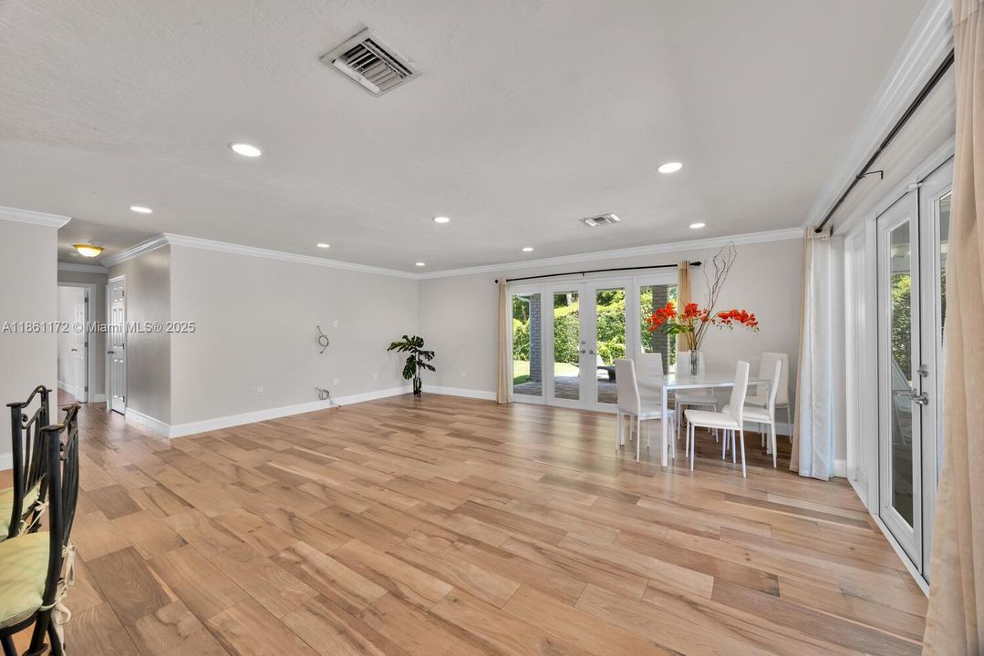 Welcome home. Open feel. Light and bright