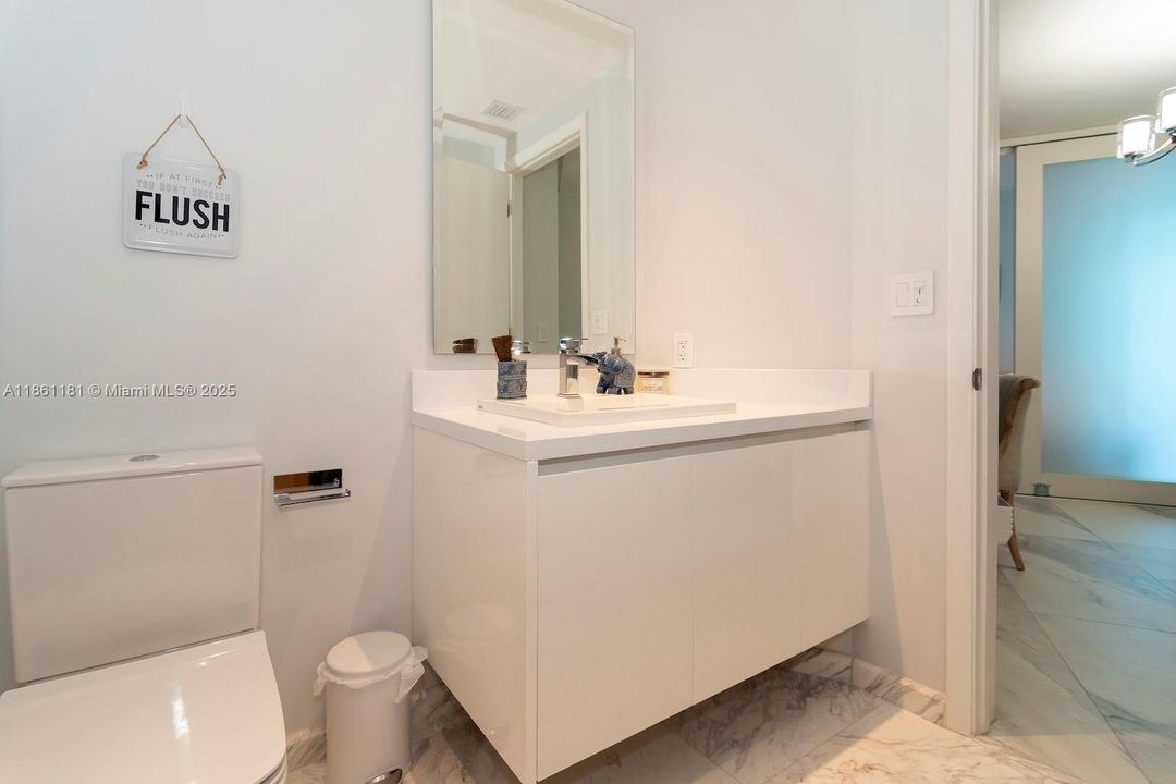 En Venta: $4,375,000 (4 camas, 4 baños, 3214 Pies cuadrados)