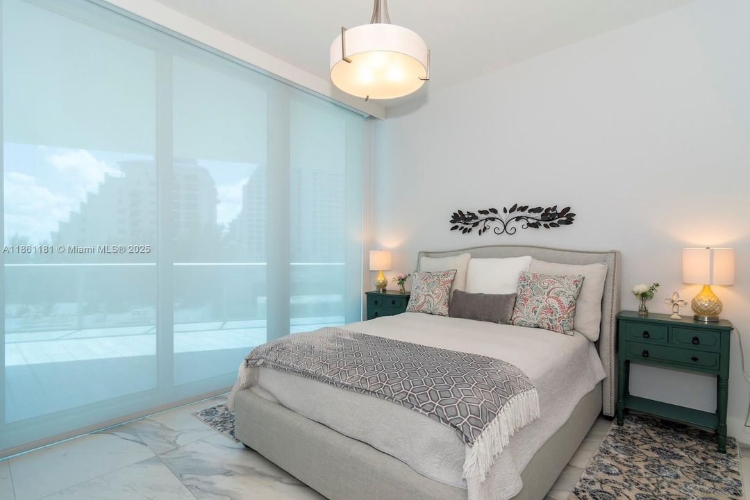 En Venta: $4,375,000 (4 camas, 4 baños, 3214 Pies cuadrados)