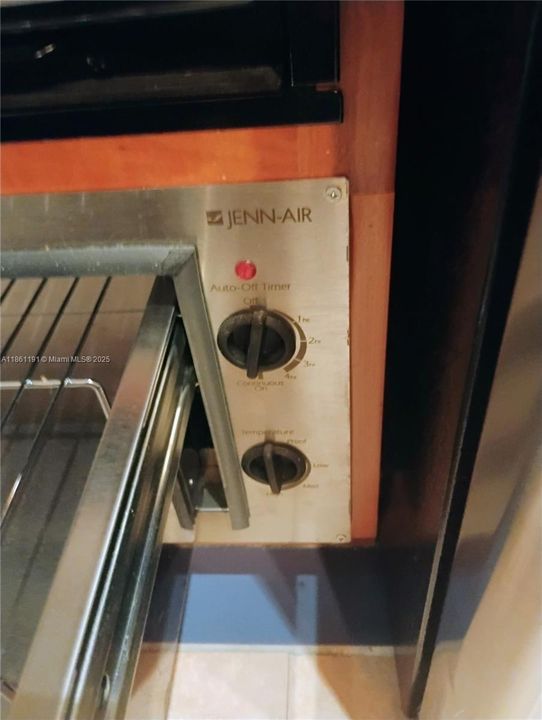 На продажу: $525,000 (2 спален, 2 ванн, 1798 Квадратных фут)