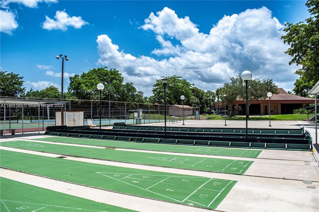 待售: $55,000 (1 贝兹, 1 浴室, 720 平方英尺)