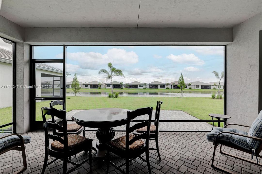 Recently Rented: $3,850 (3 beds, 2 baths, 2064 Square Feet)