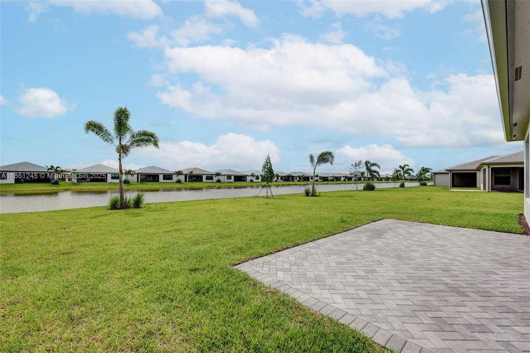 Recently Rented: $3,850 (3 beds, 2 baths, 2064 Square Feet)