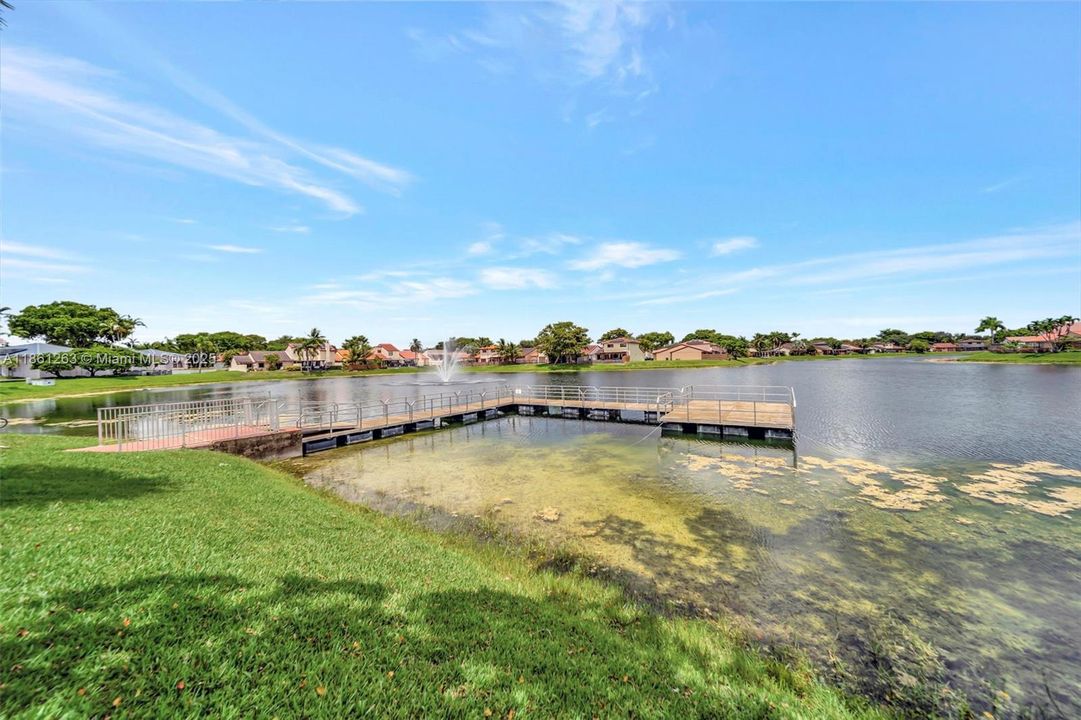 Active With Contract: $289,000 (3 beds, 2 baths, 1100 Square Feet)