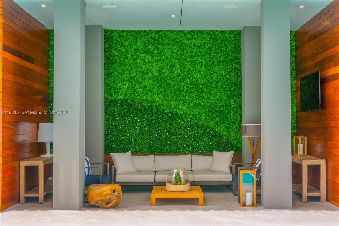 Recientemente alquilado: $45,000 (3 camas, 3 baños, 2546 Pies cuadrados)