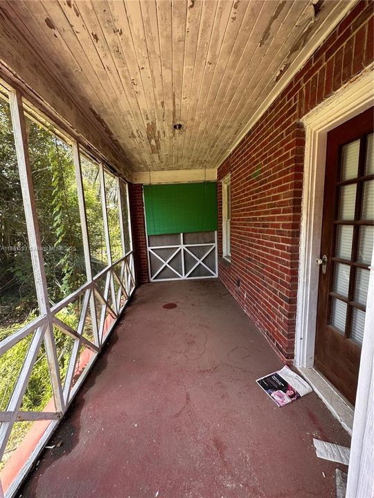 Vendido Recientemente: $70,000 (3 camas, 1 baños, 0 Pies cuadrados)