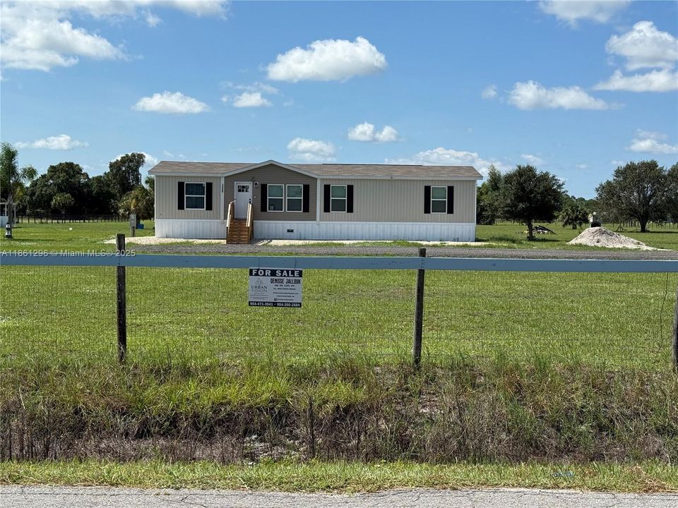 For Sale: $499,999 (4 beds, 2 baths, 0 Square Feet)