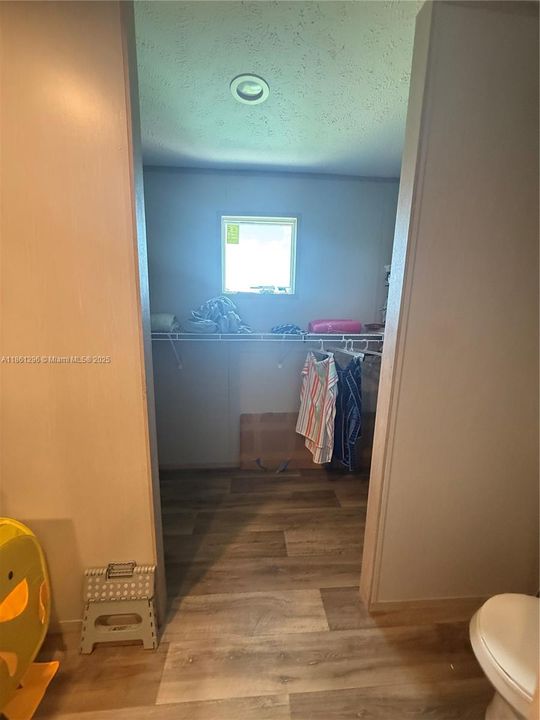 For Sale: $499,999 (4 beds, 2 baths, 0 Square Feet)