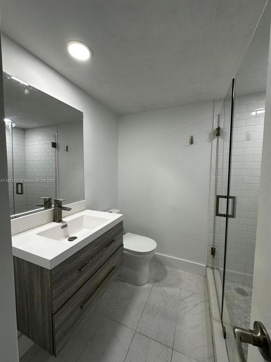 На продажу: $500,000 (2 спален, 2 ванн, 1190 Квадратных фут)