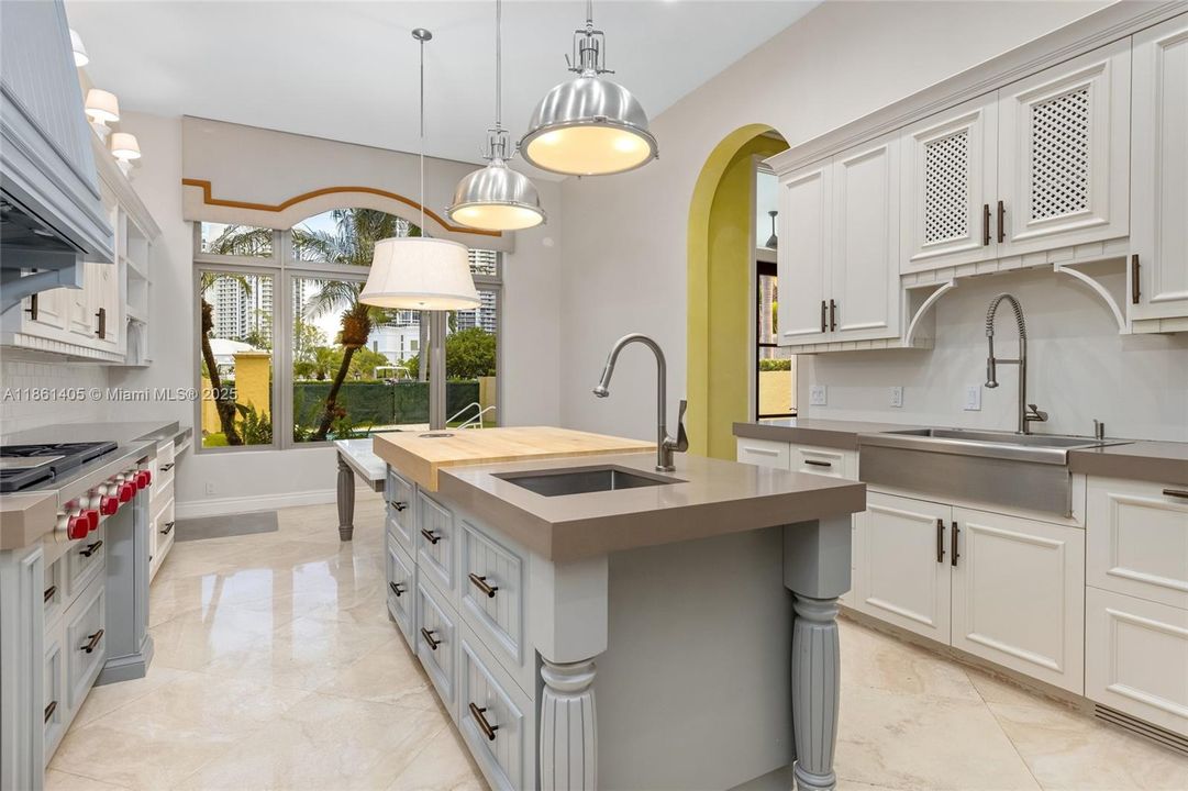 For Sale: $4,850,000 (4 beds, 3 baths, 5628 Square Feet)