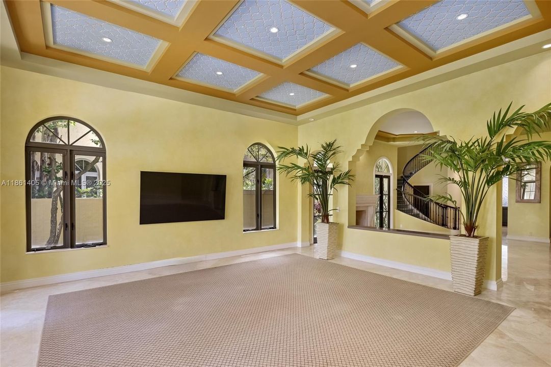 For Sale: $4,850,000 (4 beds, 3 baths, 5628 Square Feet)