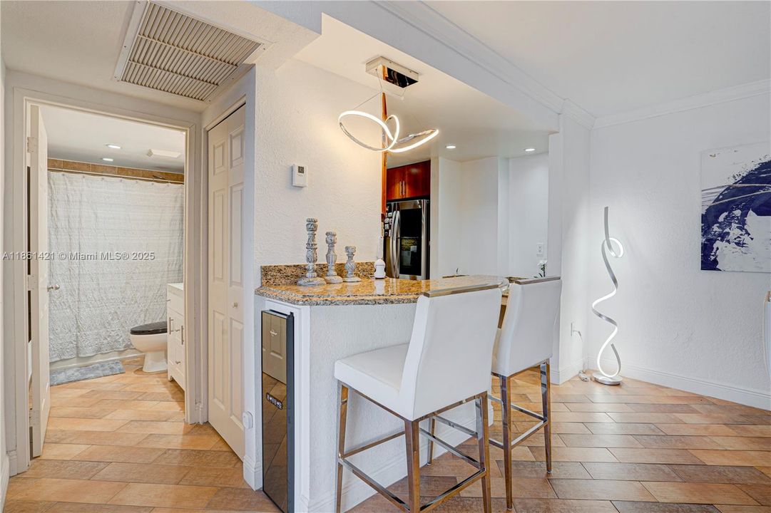 En Venta: $420,000 (1 camas, 1 baños, 950 Pies cuadrados)