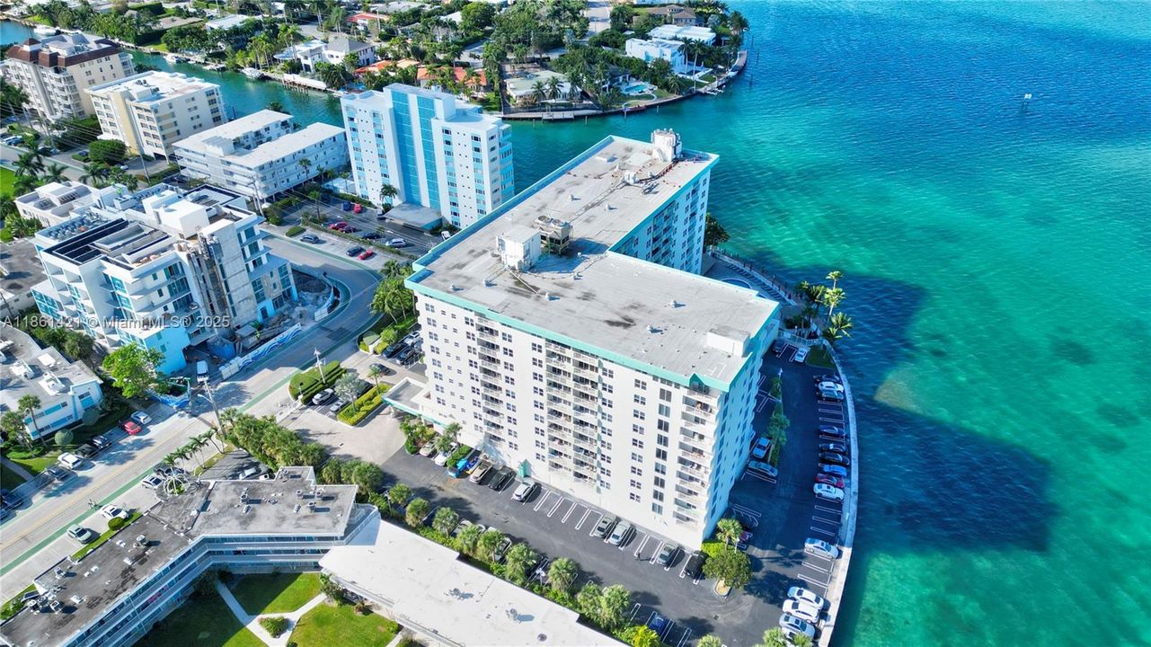 En Venta: $420,000 (1 camas, 1 baños, 950 Pies cuadrados)