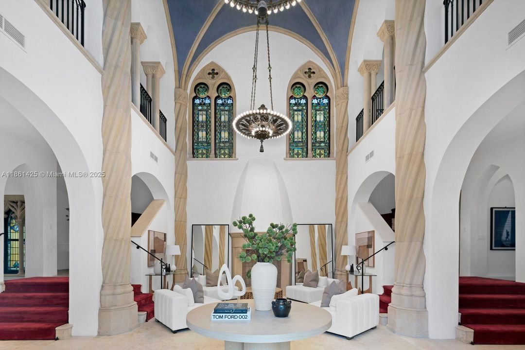 En Venta: $24,000,000 (5 camas, 5 baños, 12863 Pies cuadrados)