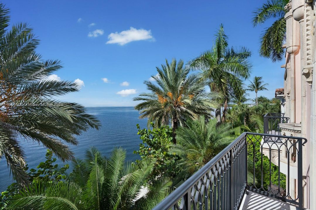 En Venta: $24,000,000 (5 camas, 5 baños, 12863 Pies cuadrados)