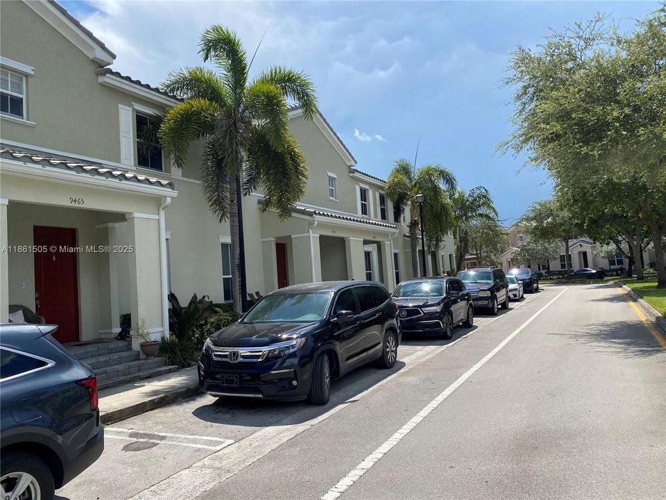 For Sale: $665,000 (4 beds, 3 baths, 2312 Square Feet)