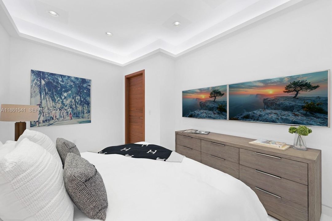 For Sale: $9,500,000 (5 beds, 5 baths, 4473 Square Feet)