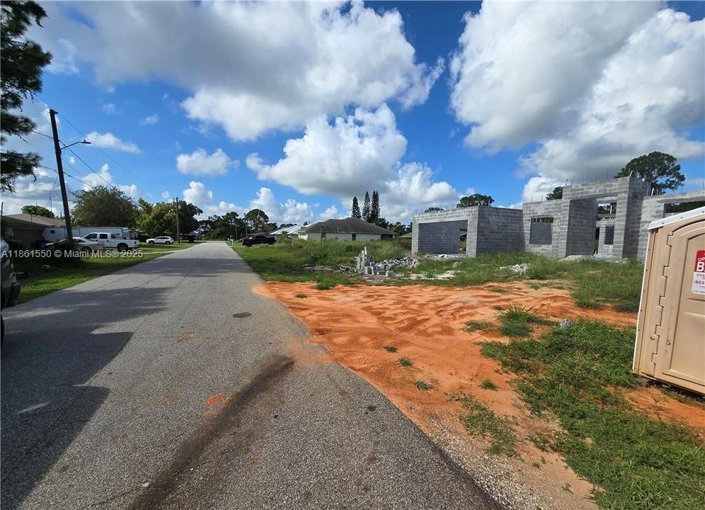 Vendido Recientemente: $28,500 (0.23 acres)