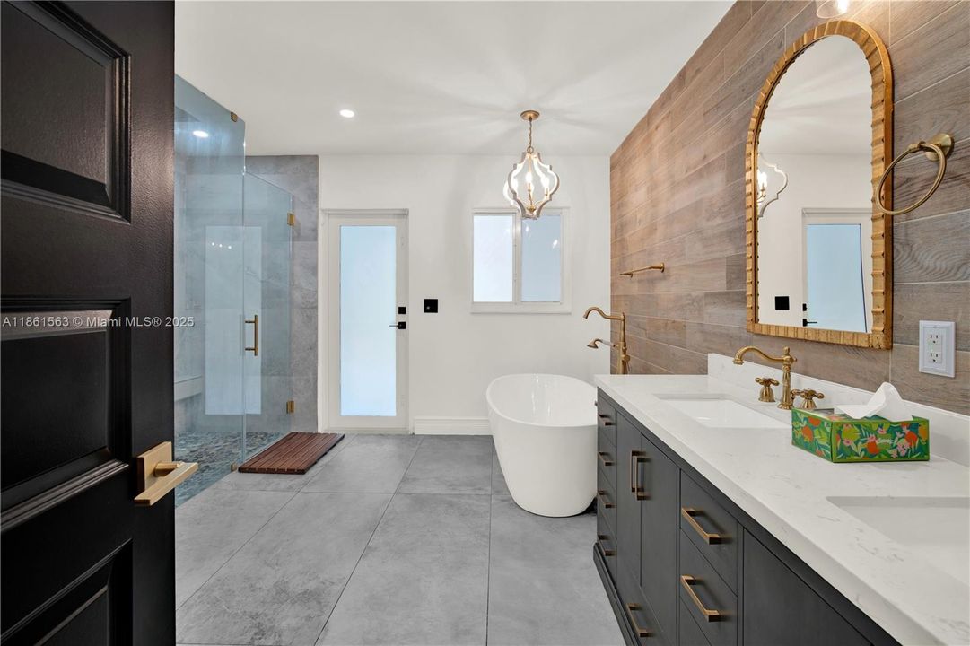 Недавно продано: $825,000 (4 спален, 2 ванн, 3042 Квадратных фут)