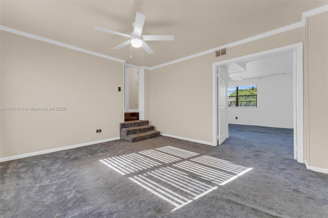 Active With Contract: $4,000 (4 beds, 3 baths, 1596 Square Feet)