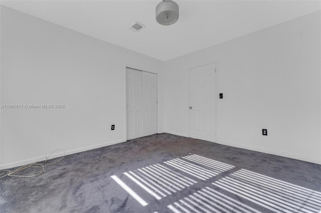 Active With Contract: $4,000 (4 beds, 3 baths, 1596 Square Feet)