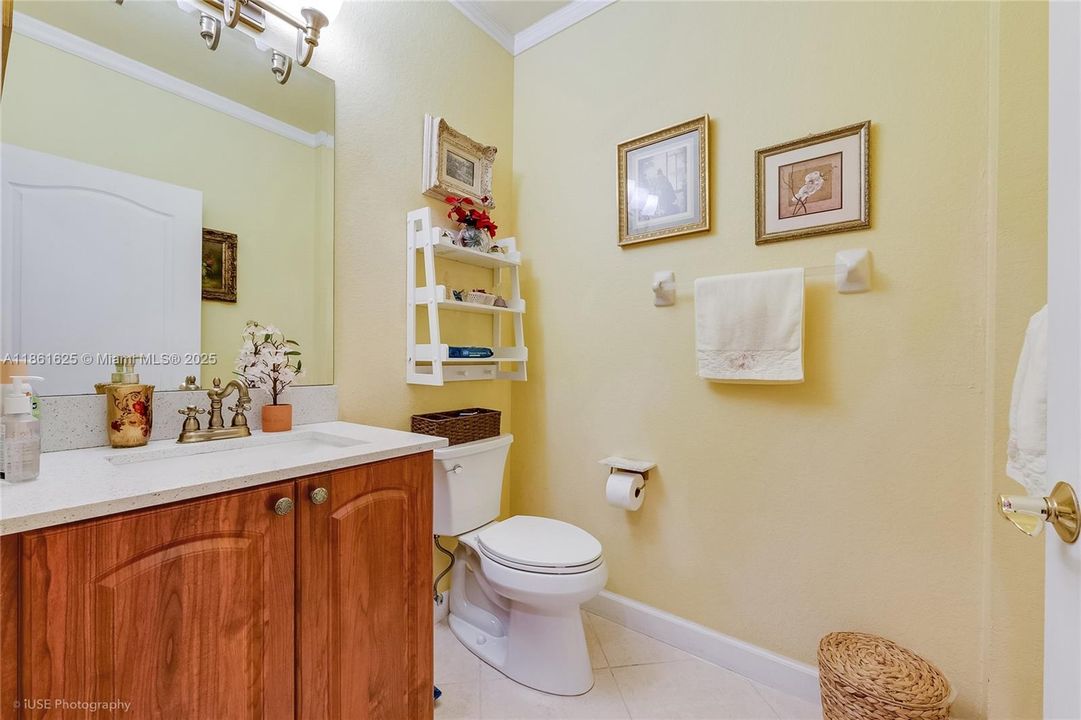 For Sale: $1,050,000 (4 beds, 3 baths, 3531 Square Feet)