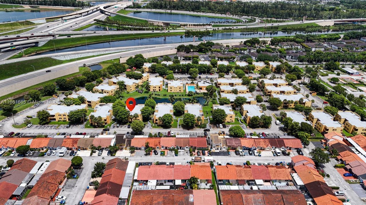 For Sale: $204,990 (1 beds, 1 baths, 600 Square Feet)