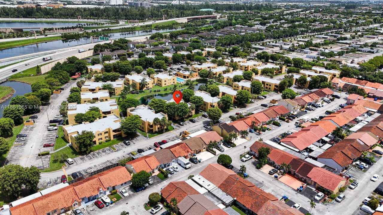 For Sale: $204,990 (1 beds, 1 baths, 600 Square Feet)