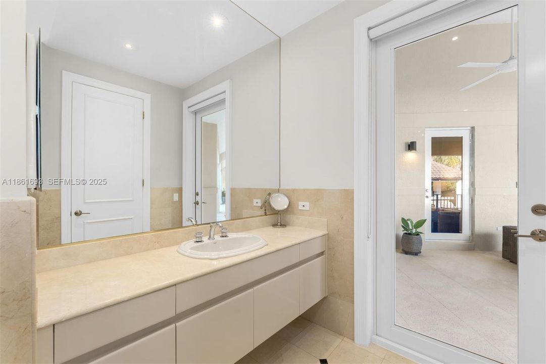 For Sale: $4,250,000 (5 beds, 5 baths, 4906 Square Feet)