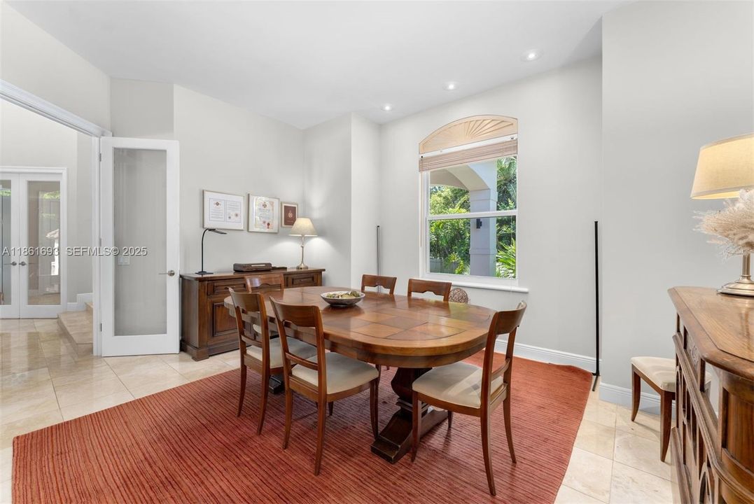 For Sale: $4,250,000 (5 beds, 5 baths, 4906 Square Feet)