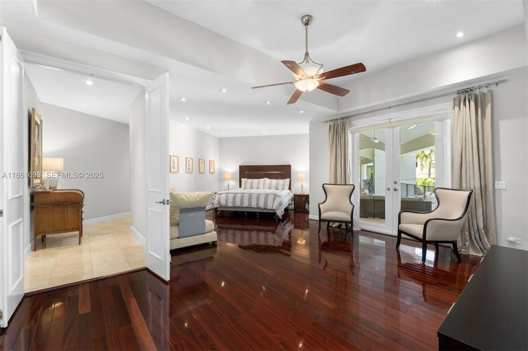 For Sale: $4,250,000 (5 beds, 5 baths, 4906 Square Feet)