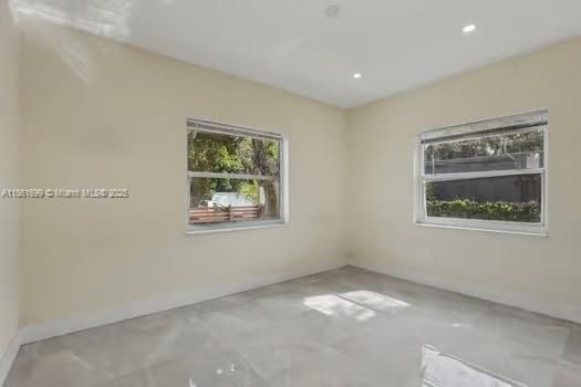 待售: $795,000 (3 贝兹, 2 浴室, 1210 平方英尺)