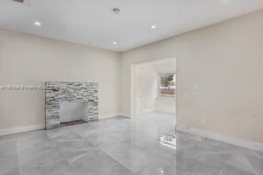 待售: $795,000 (3 贝兹, 2 浴室, 1210 平方英尺)