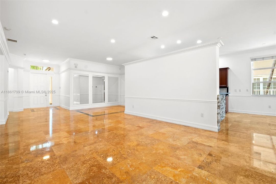 В аренду: $6,350 (4 спален, 2 ванн, 2692 Квадратных фут)