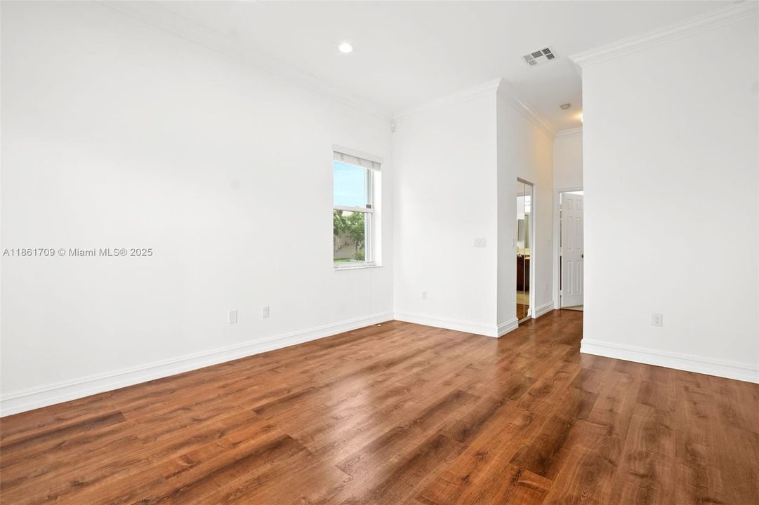 В аренду: $6,350 (4 спален, 2 ванн, 2692 Квадратных фут)