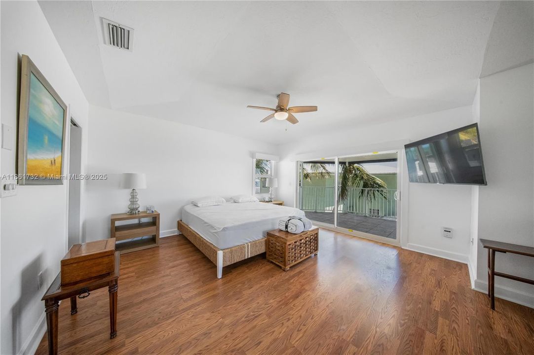 待售: $2,750,000 (3 贝兹, 3 浴室, 0 平方英尺)