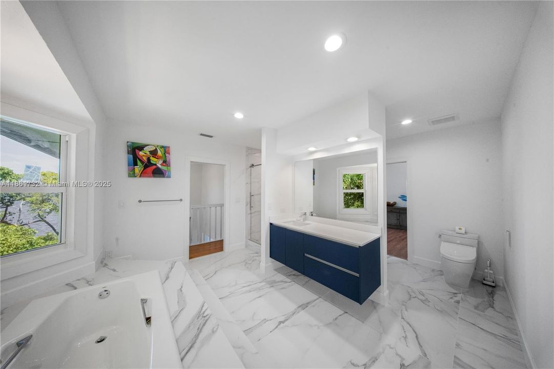 待售: $2,750,000 (3 贝兹, 3 浴室, 0 平方英尺)