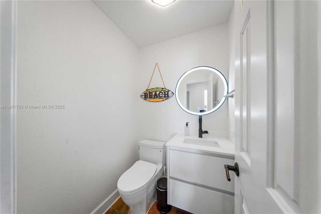 待售: $2,750,000 (3 贝兹, 3 浴室, 0 平方英尺)