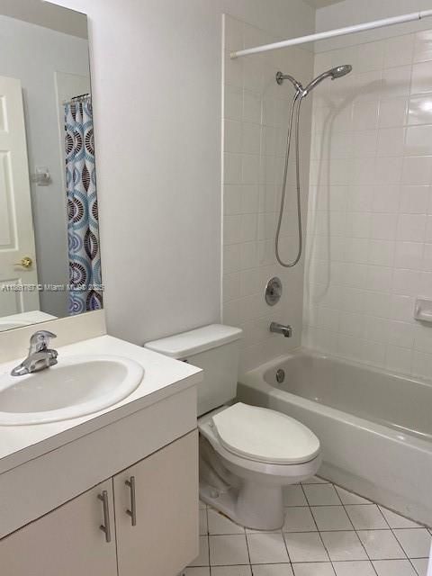 Activo con contrato: $750,000 (3 camas, 2 baños, 1503 Pies cuadrados)