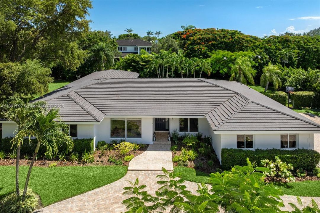 待售: $3,500,000 (5 贝兹, 4 浴室, 3599 平方英尺)