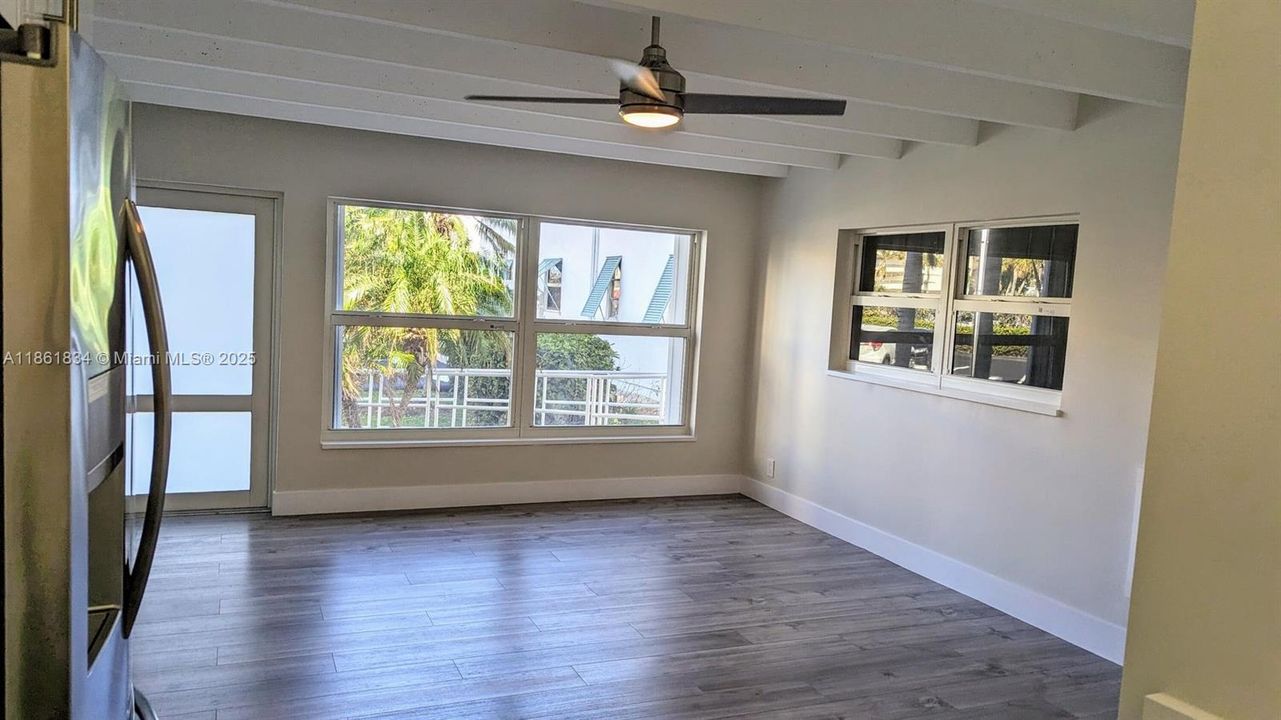 На продажу: $220,000 (1 спален, 1 ванн, 540 Квадратных фут)