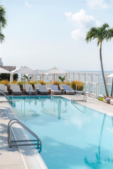 На продажу: $6,300,000 (3 спален, 3 ванн, 2092 Квадратных фут)