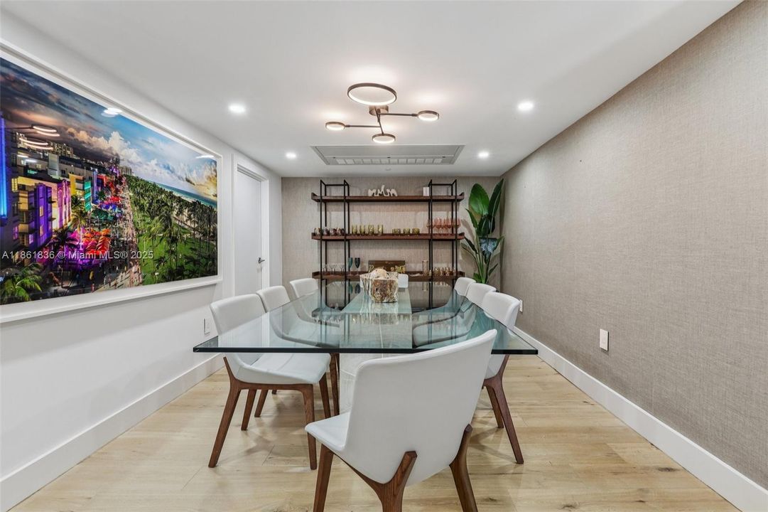 На продажу: $6,300,000 (3 спален, 3 ванн, 2092 Квадратных фут)