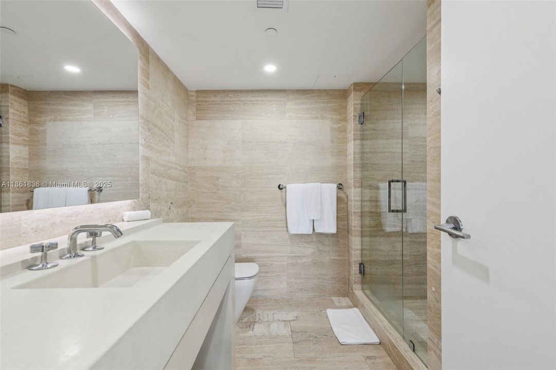 На продажу: $6,300,000 (3 спален, 3 ванн, 2092 Квадратных фут)