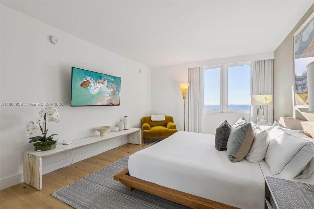 На продажу: $6,300,000 (3 спален, 3 ванн, 2092 Квадратных фут)