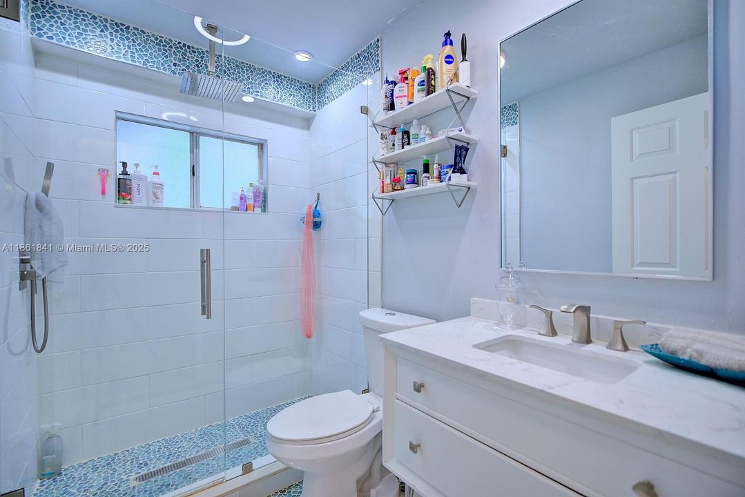 For Sale: $415,000 (4 beds, 2 baths, 2272 Square Feet)