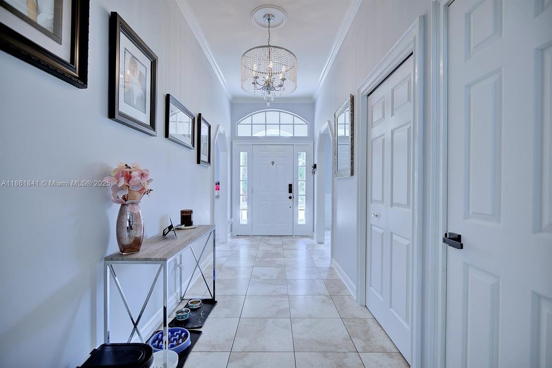 For Sale: $415,000 (4 beds, 2 baths, 2272 Square Feet)