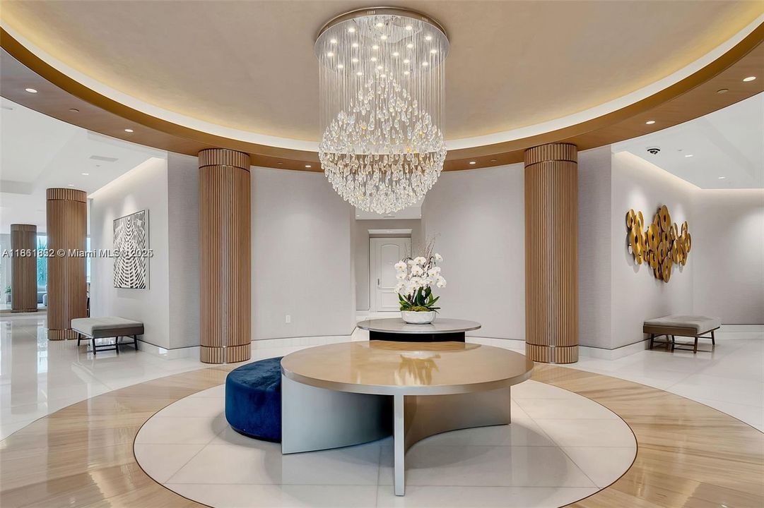 For Sale: $799,000 (2 beds, 2 baths, 1390 Square Feet)