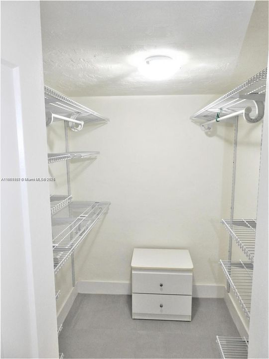 Недавно арендовано: $3,200 (2 спален, 2 ванн, 1592 Квадратных фут)