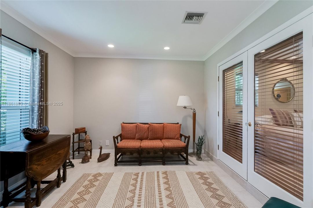 Недавно продано: $1,399,000 (5 спален, 2 ванн, 2767 Квадратных фут)